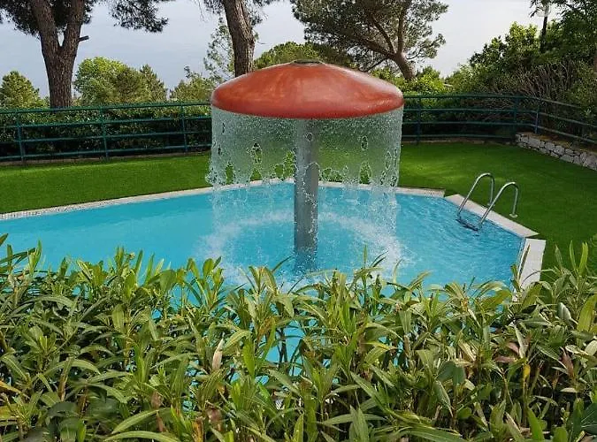 Aparthotel Pianeta 3*