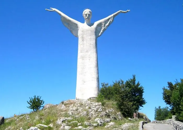 Pianeta Aparthotel 3*