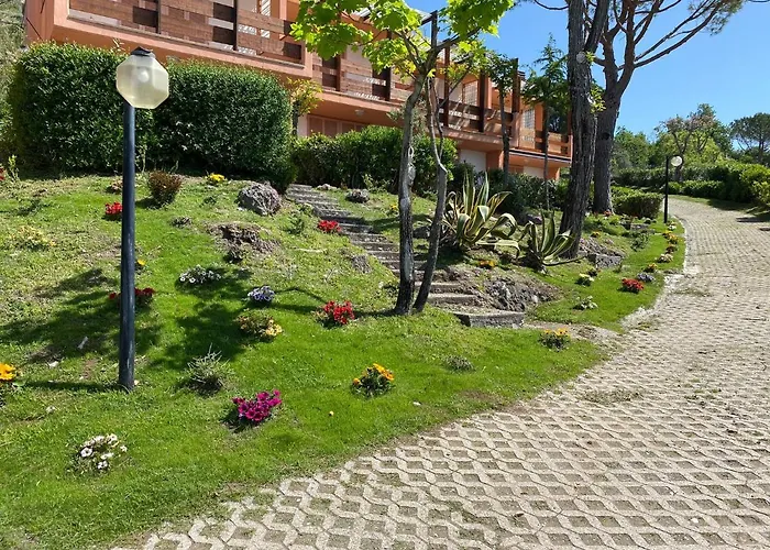 Pianeta Aparthotel 3*