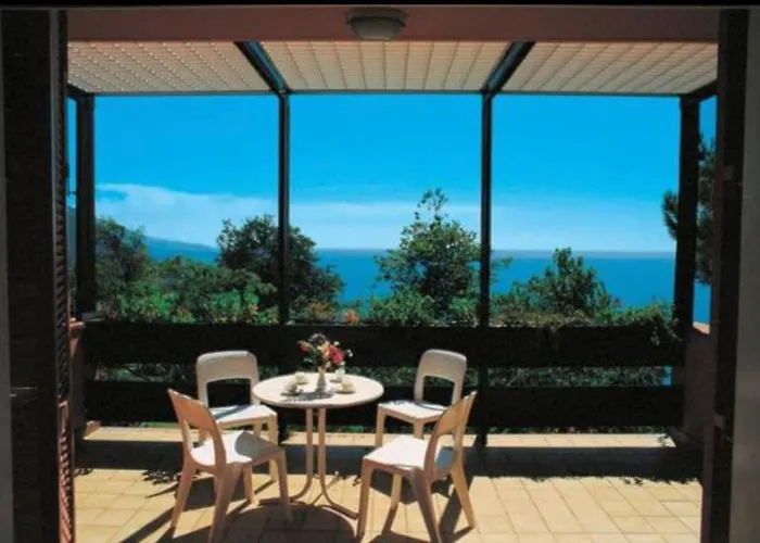 Pianeta Aparthotel 3*